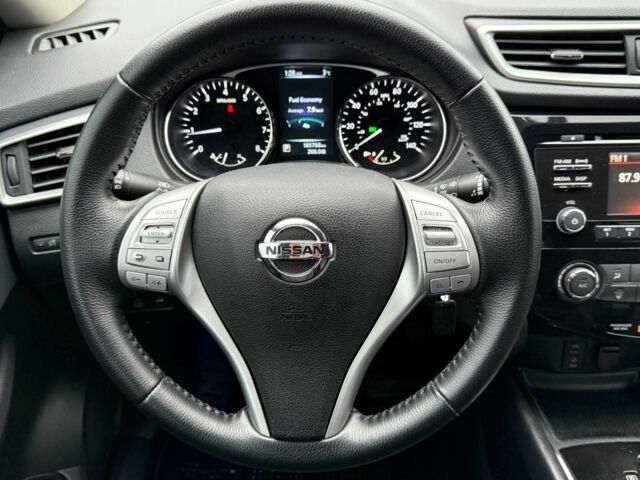 Серый Ниссан Rogue, объемом двигателя 2.5 л и пробегом 185 тыс. км за 12700 $, фото 21 на Automoto.ua