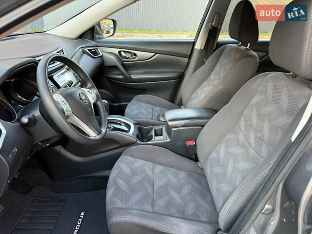 Серый Ниссан Rogue, объемом двигателя 2.49 л и пробегом 83 тыс. км за 12500 $, фото 38 на Automoto.ua