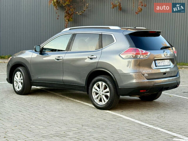 Серый Ниссан Rogue, объемом двигателя 2.49 л и пробегом 83 тыс. км за 12500 $, фото 12 на Automoto.ua
