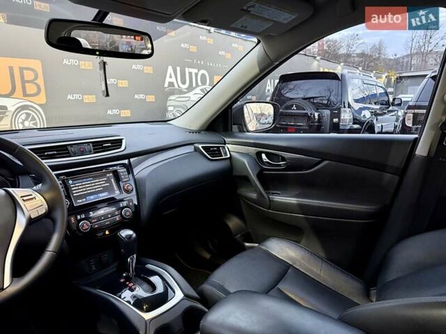 Серый Ниссан Rogue, объемом двигателя 2.5 л и пробегом 92 тыс. км за 14500 $, фото 12 на Automoto.ua