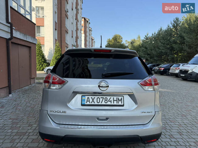 Сірий Ніссан Rogue, об'ємом двигуна 2.5 л та пробігом 152 тис. км за 11900 $, фото 7 на Automoto.ua