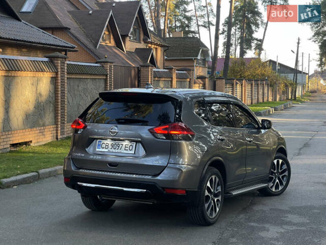 Серый Ниссан Rogue, объемом двигателя 2.5 л и пробегом 112 тыс. км за 13400 $, фото 4 на Automoto.ua