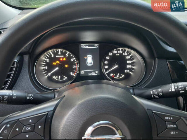 Сірий Ніссан Rogue, об'ємом двигуна 2.49 л та пробігом 210 тис. км за 12500 $, фото 5 на Automoto.ua