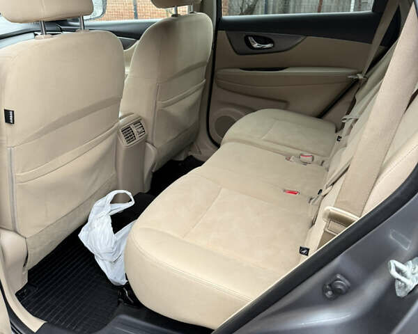 Сірий Ніссан Rogue, об'ємом двигуна 2.49 л та пробігом 138 тис. км за 11999 $, фото 33 на Automoto.ua