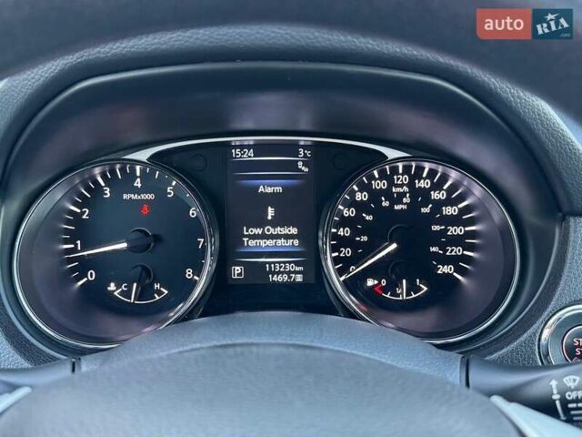 Серый Ниссан Rogue, объемом двигателя 2.5 л и пробегом 113 тыс. км за 13500 $, фото 35 на Automoto.ua