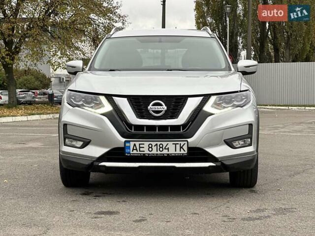 Серый Ниссан Rogue, объемом двигателя 2.49 л и пробегом 162 тыс. км за 11700 $, фото 1 на Automoto.ua