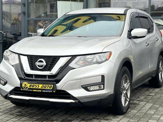 Серый Ниссан Rogue, объемом двигателя 2.5 л и пробегом 165 тыс. км за 14400 $, фото 2 на Automoto.ua