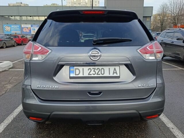 Сірий Ніссан Rogue, об'ємом двигуна 2.5 л та пробігом 79 тис. км за 317 $, фото 1 на Automoto.ua
