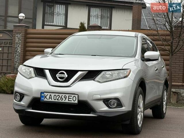 Серый Ниссан Rogue, объемом двигателя 2.49 л и пробегом 185 тыс. км за 12700 $, фото 1 на Automoto.ua