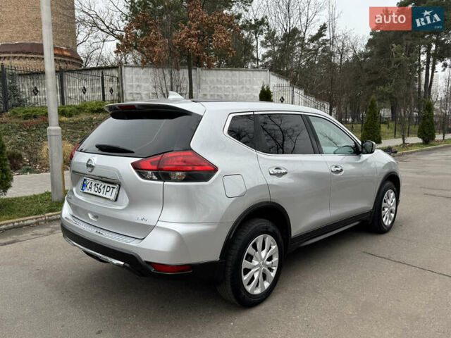 Сірий Ніссан Rogue, об'ємом двигуна 2.49 л та пробігом 165 тис. км за 10900 $, фото 4 на Automoto.ua