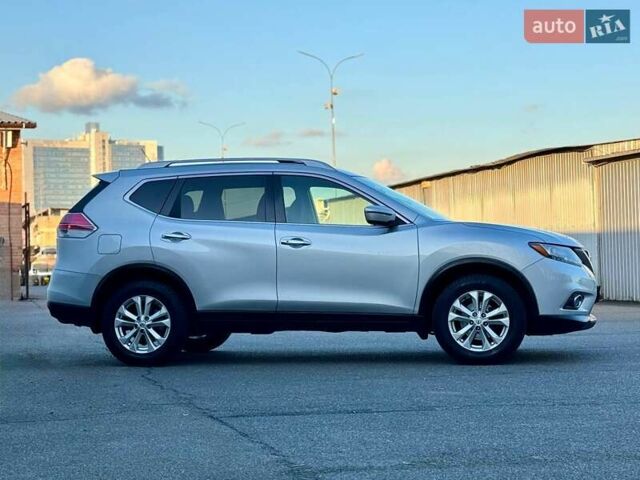 Серый Ниссан Rogue, объемом двигателя 2.5 л и пробегом 113 тыс. км за 13500 $, фото 6 на Automoto.ua