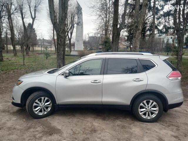 Серый Ниссан Rogue, объемом двигателя 2.5 л и пробегом 148 тыс. км за 12990 $, фото 7 на Automoto.ua