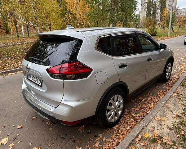 Сірий Ніссан Rogue, об'ємом двигуна 2.49 л та пробігом 100 тис. км за 13500 $, фото 1 на Automoto.ua
