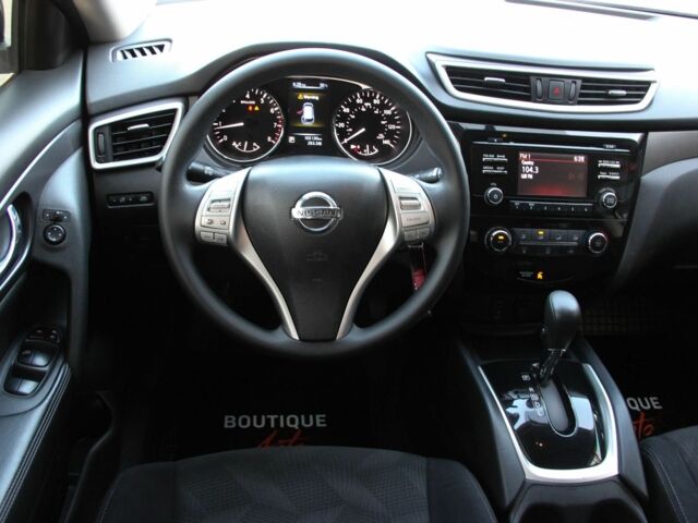 Сірий Ніссан Rogue, об'ємом двигуна 2.5 л та пробігом 105 тис. км за 12500 $, фото 21 на Automoto.ua