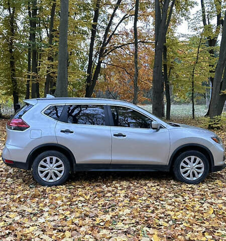 Сірий Ніссан Rogue, об'ємом двигуна 2.49 л та пробігом 79 тис. км за 13200 $, фото 3 на Automoto.ua