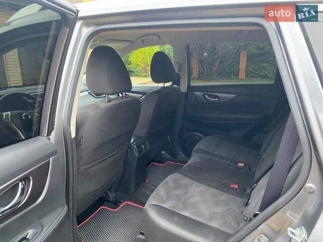 Сірий Ніссан Rogue, об'ємом двигуна 2.49 л та пробігом 146 тис. км за 12500 $, фото 6 на Automoto.ua