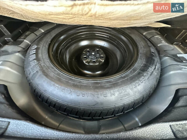 Серый Ниссан Rogue, объемом двигателя 2.49 л и пробегом 206 тыс. км за 12999 $, фото 39 на Automoto.ua