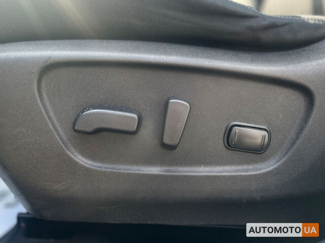 Серый Ниссан Rogue, объемом двигателя 2.5 л и пробегом 132 тыс. км за 12700 $, фото 10 на Automoto.ua