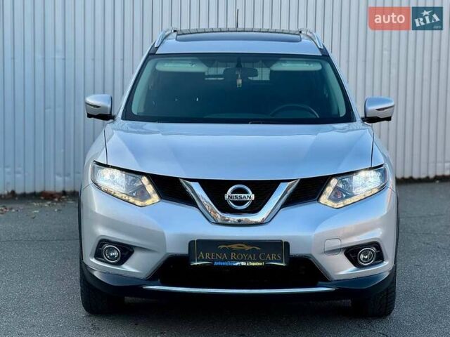 Серый Ниссан Rogue, объемом двигателя 2.5 л и пробегом 113 тыс. км за 13500 $, фото 4 на Automoto.ua