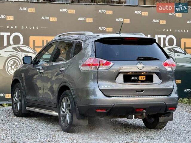 Серый Ниссан Rogue, объемом двигателя 2.5 л и пробегом 92 тыс. км за 14500 $, фото 3 на Automoto.ua
