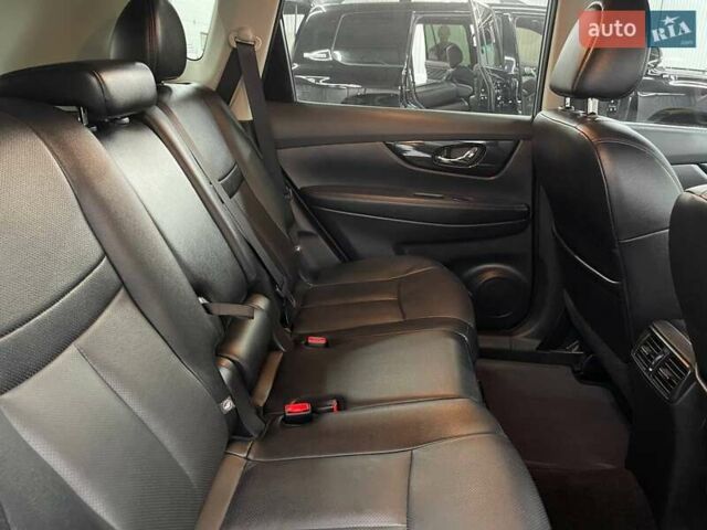 Серый Ниссан Rogue, объемом двигателя 2.49 л и пробегом 140 тыс. км за 16500 $, фото 9 на Automoto.ua