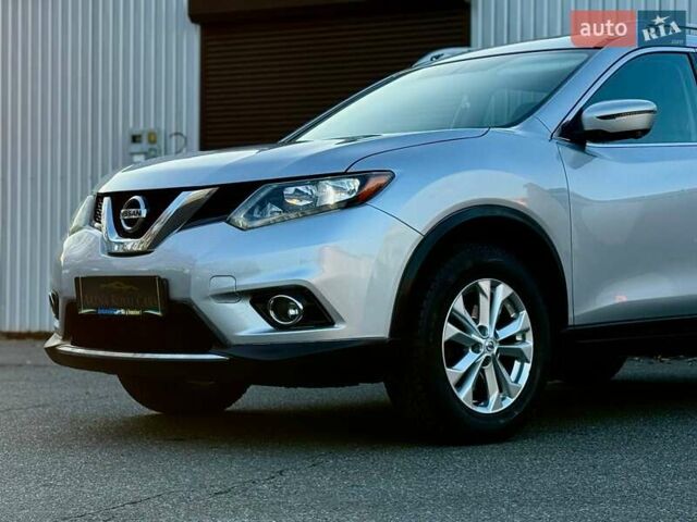 Серый Ниссан Rogue, объемом двигателя 2.5 л и пробегом 113 тыс. км за 13500 $, фото 8 на Automoto.ua