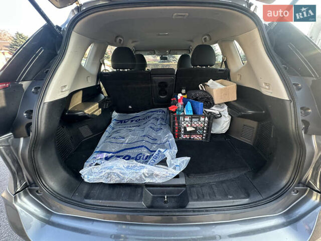 Серый Ниссан Rogue, объемом двигателя 2.49 л и пробегом 206 тыс. км за 12999 $, фото 38 на Automoto.ua