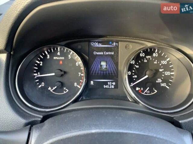 Ніссан Rogue 2016 у Тернополі на Automoto.ua Сірий Ніссан Rogue, об'ємом двигуна 2.5 л та пробігом 193 тис. км за 12350 $, фото 6 на Automoto.ua