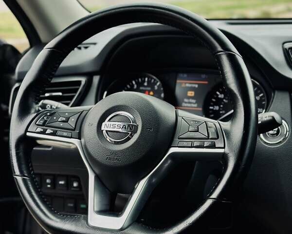 Сірий Ніссан Rogue, об'ємом двигуна 2.5 л та пробігом 180 тис. км за 17500 $, фото 10 на Automoto.ua