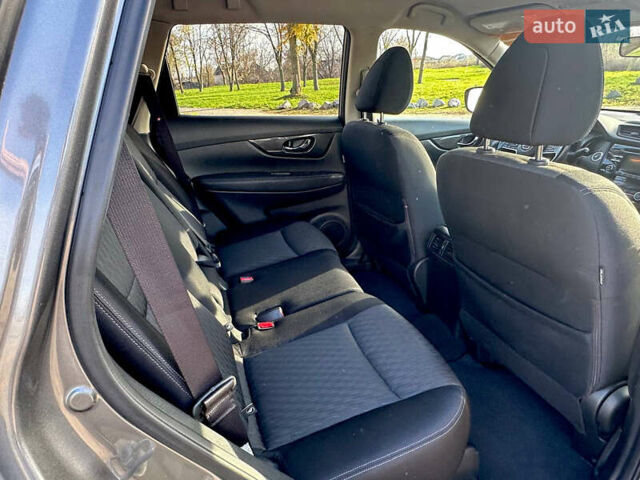 Серый Ниссан Rogue, объемом двигателя 2.5 л и пробегом 85 тыс. км за 14900 $, фото 26 на Automoto.ua