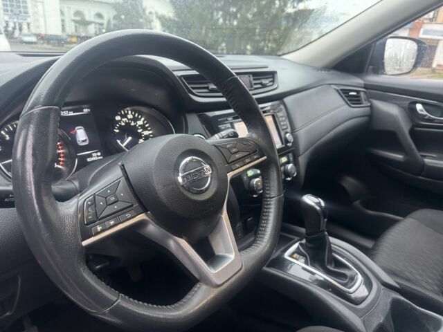 Серый Ниссан Rogue, объемом двигателя 2.5 л и пробегом 132 тыс. км за 14500 $, фото 4 на Automoto.ua