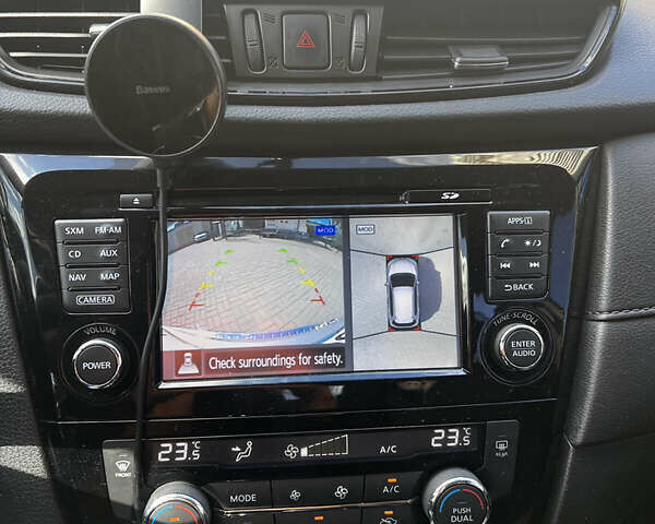 Серый Ниссан Rogue, объемом двигателя 2.49 л и пробегом 119 тыс. км за 15200 $, фото 10 на Automoto.ua