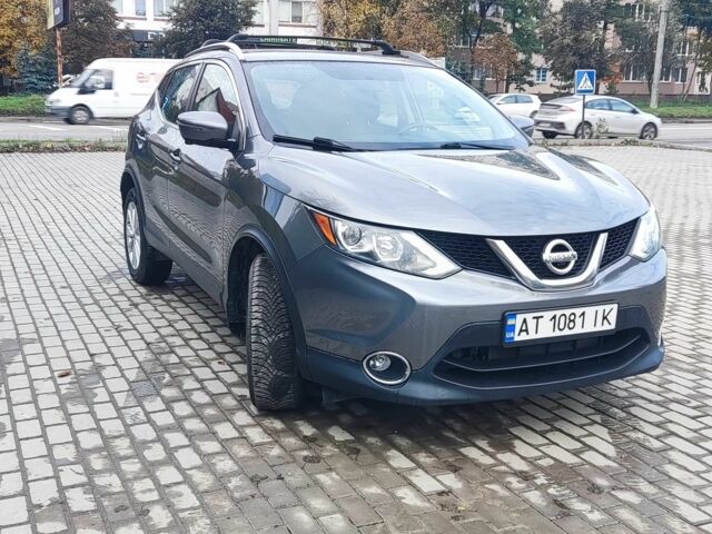 Сірий Ніссан Rogue, об'ємом двигуна 2 л та пробігом 198 тис. км за 13999 $, фото 3 на Automoto.ua