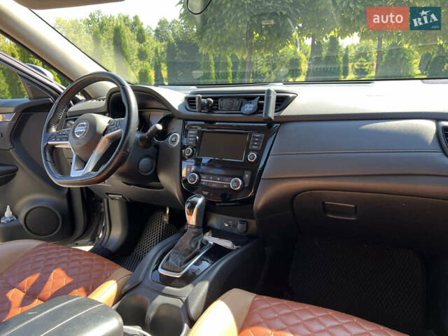 Сірий Ніссан Rogue, об'ємом двигуна 2.49 л та пробігом 62 тис. км за 18900 $, фото 17 на Automoto.ua