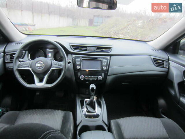 Серый Ниссан Rogue, объемом двигателя 2.5 л и пробегом 120 тыс. км за 16000 $, фото 21 на Automoto.ua