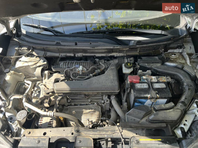 Сірий Ніссан Rogue, об'ємом двигуна 2.5 л та пробігом 68 тис. км за 17000 $, фото 11 на Automoto.ua