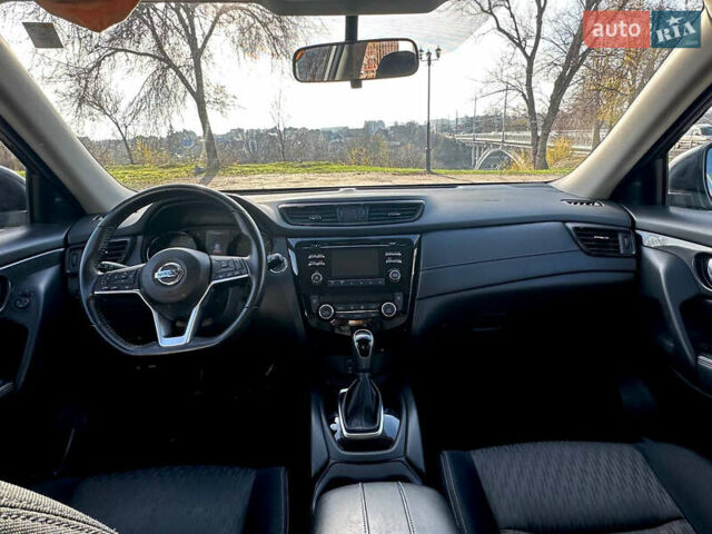 Серый Ниссан Rogue, объемом двигателя 2.5 л и пробегом 85 тыс. км за 14900 $, фото 23 на Automoto.ua