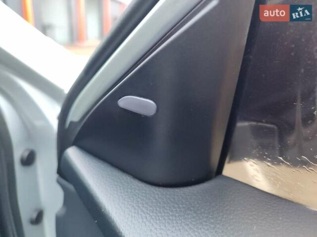 Серый Ниссан Rogue, объемом двигателя 2.49 л и пробегом 132 тыс. км за 13800 $, фото 24 на Automoto.ua