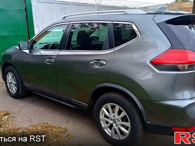 Серый Ниссан Rogue, объемом двигателя 2.5 л и пробегом 136 тыс. км за 14600 $, фото 6 на Automoto.ua