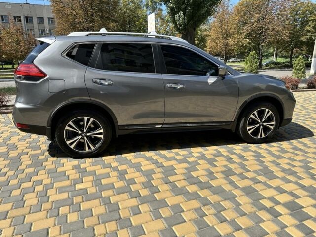 Серый Ниссан Rogue, объемом двигателя 2.5 л и пробегом 99 тыс. км за 17300 $, фото 1 на Automoto.ua