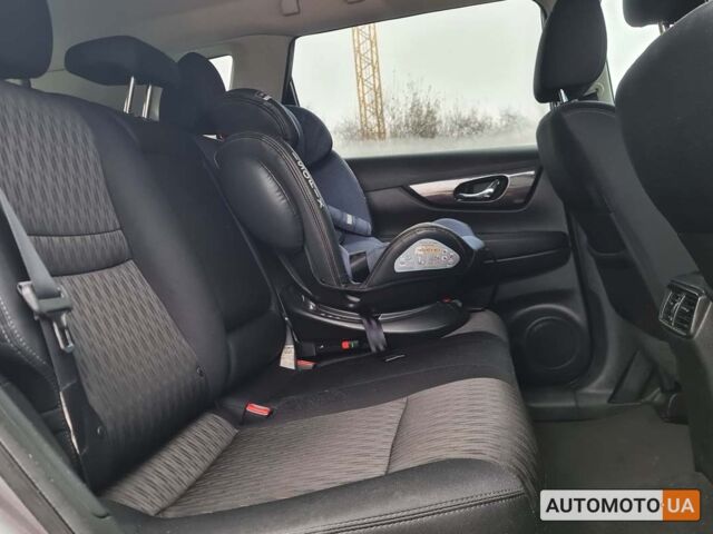 Серый Ниссан Rogue, объемом двигателя 2 л и пробегом 84 тыс. км за 16500 $, фото 14 на Automoto.ua