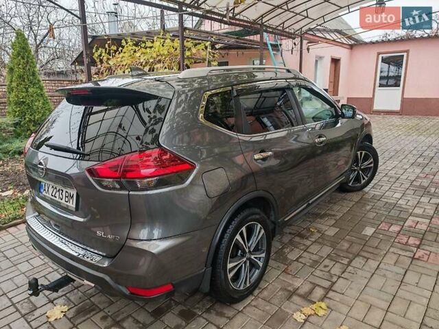 Серый Ниссан Rogue, объемом двигателя 2.49 л и пробегом 82 тыс. км за 17500 $, фото 3 на Automoto.ua