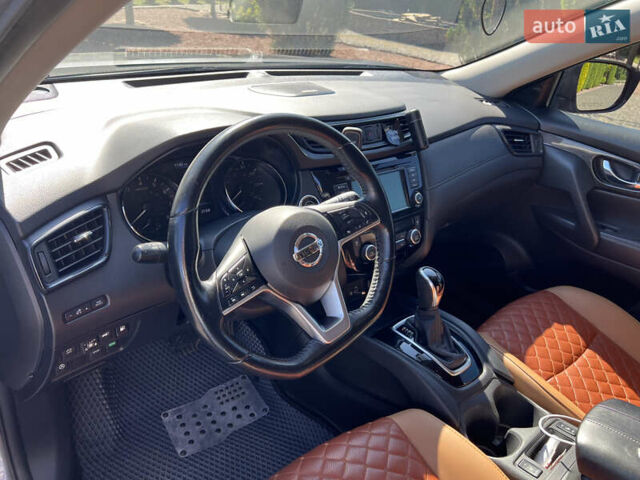 Сірий Ніссан Rogue, об'ємом двигуна 2.49 л та пробігом 62 тис. км за 18900 $, фото 12 на Automoto.ua