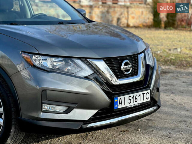 Серый Ниссан Rogue, объемом двигателя 2.5 л и пробегом 85 тыс. км за 14900 $, фото 3 на Automoto.ua