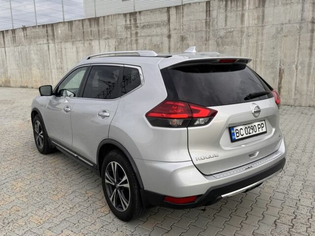Сірий Ніссан Rogue, об'ємом двигуна 2.5 л та пробігом 102 тис. км за 14990 $, фото 3 на Automoto.ua