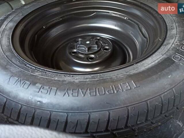 Серый Ниссан Rogue, объемом двигателя 2.5 л и пробегом 150 тыс. км за 14000 $, фото 22 на Automoto.ua