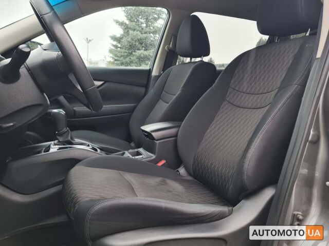 Серый Ниссан Rogue, объемом двигателя 2 л и пробегом 84 тыс. км за 16500 $, фото 6 на Automoto.ua