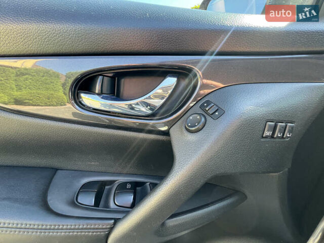 Сірий Ніссан Rogue, об'ємом двигуна 2.49 л та пробігом 62 тис. км за 18900 $, фото 21 на Automoto.ua