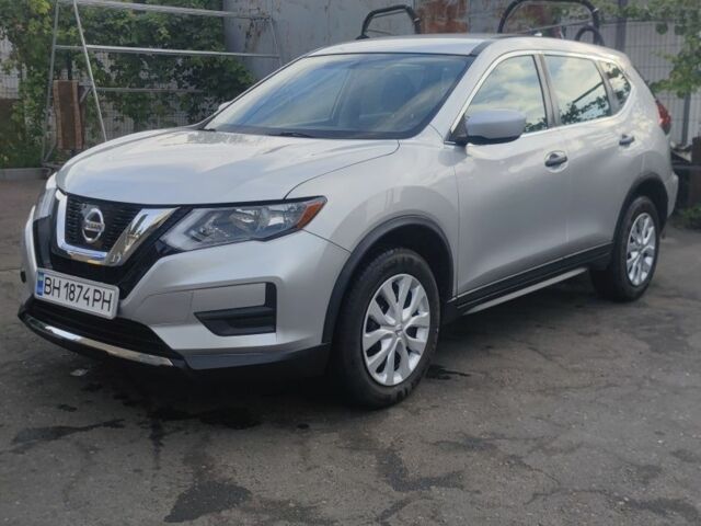 Сірий Ніссан Rogue, об'ємом двигуна 2.5 л та пробігом 160 тис. км за 13500 $, фото 2 на Automoto.ua