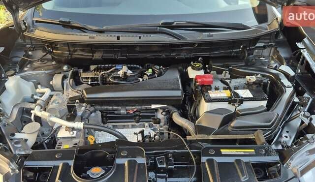 Серый Ниссан Rogue, объемом двигателя 2.5 л и пробегом 301 тыс. км за 11900 $, фото 20 на Automoto.ua